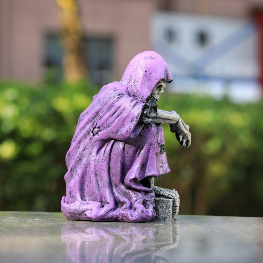 Spooky Halloween Small Ornaments Skeleton Resin Festival Ornaments  Easter Decor