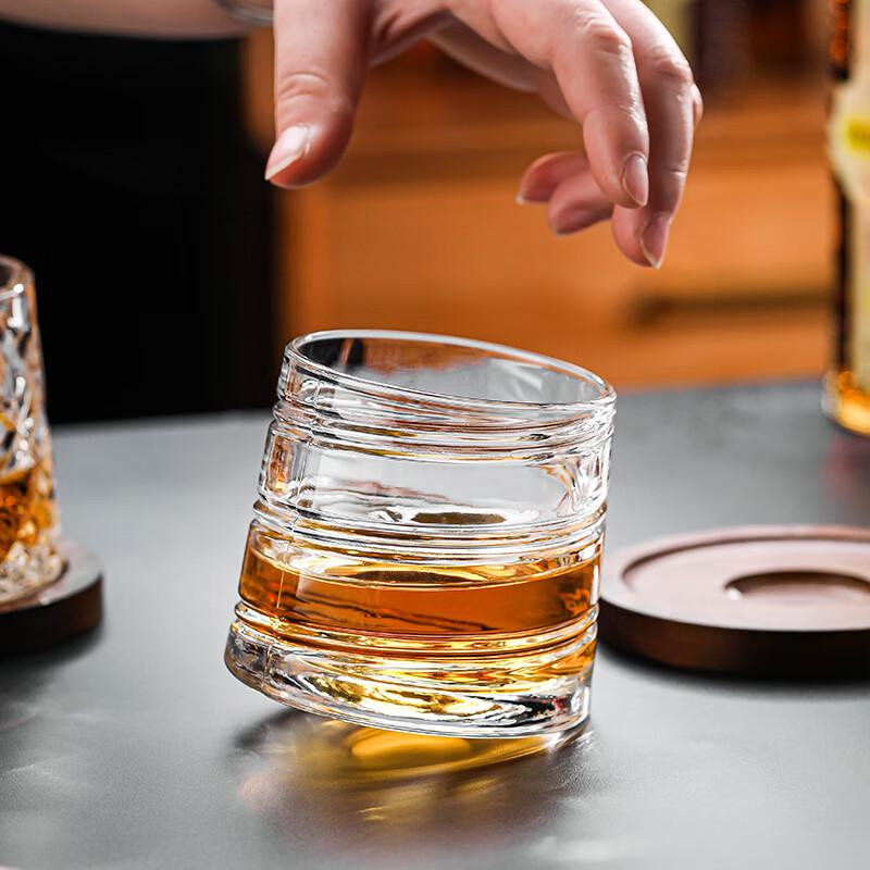 LOVWISH Spiralformad Snurrande Whiskyglas