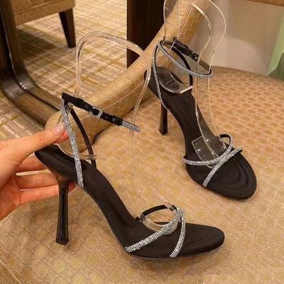 Sommer Neue Sandalen Frauen Strass Hohl Elegante Dame High Heel Schuhe Ring Strap Cross Strap Schuhe Für Frauen