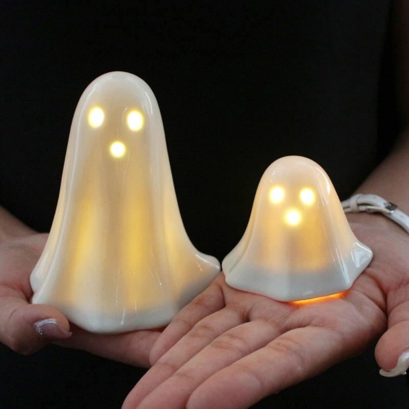 2Pcs LED Lighted Ceramics Specters Ghostly Figurine Sculpture Creative Table Centerpieces Glowing Lamp Halloween Decors
