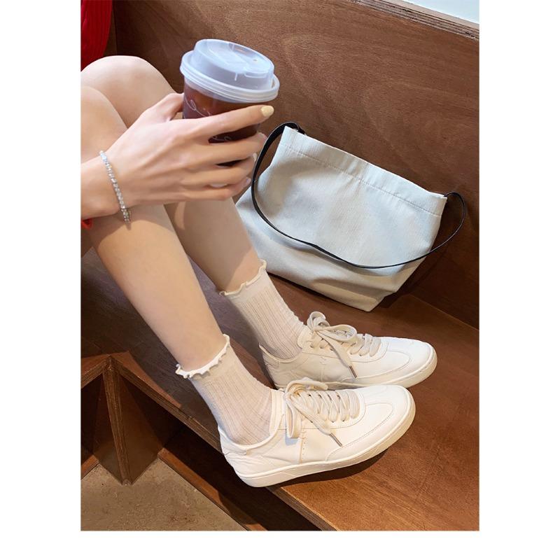 Cowhide version of old leather round head flat bottom sports and leisure shoes children's board shoes lace-up versatile white shoes