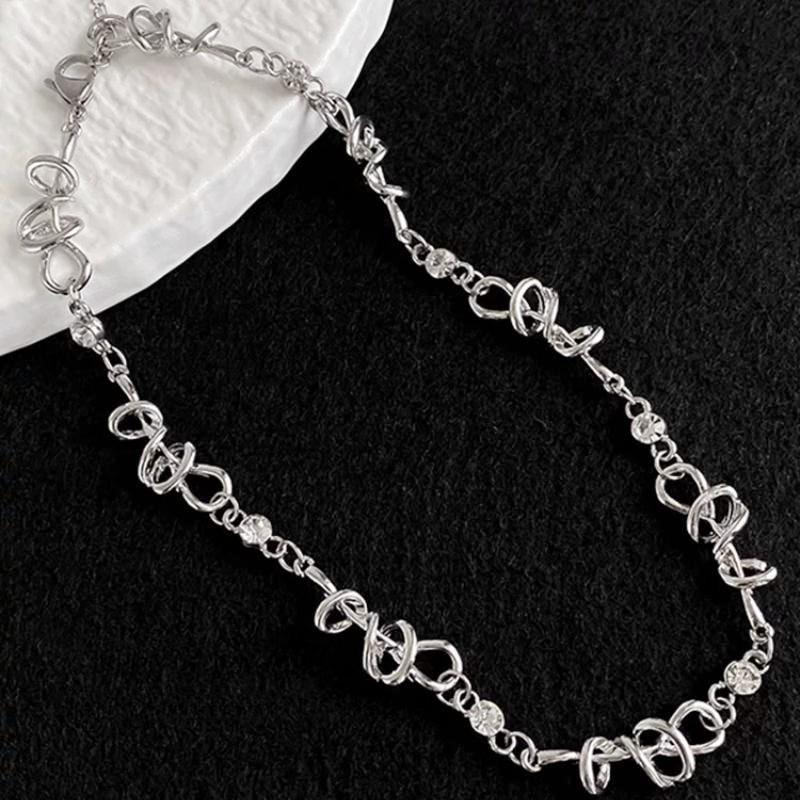 

Шикарное ретро колье на ключицу для женщин «Шип» - Элегантное, Роскошное, Холодный стиль, Универсальное, Дизайн высокого класса