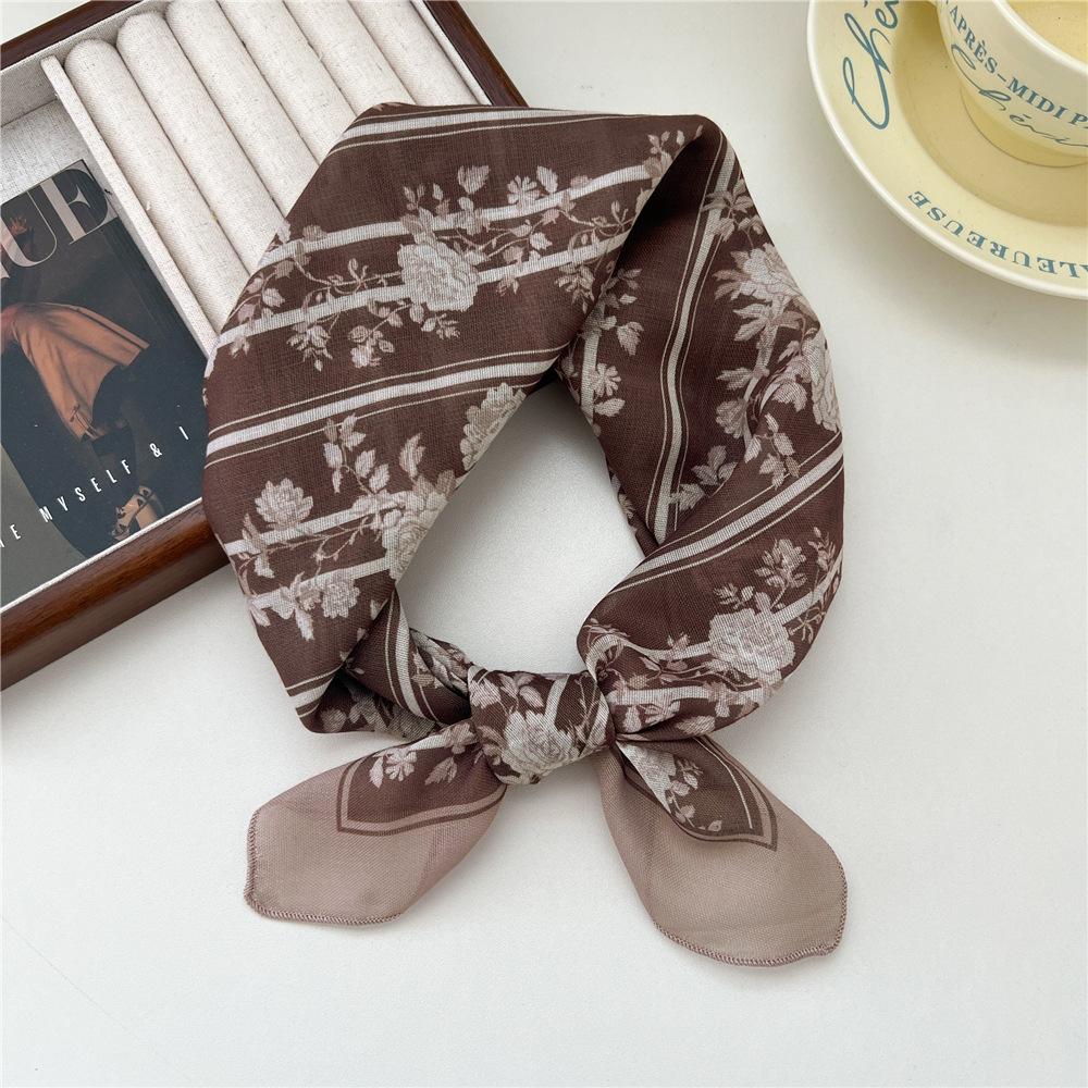 Liten fyrkantig scarf i bomull och linne Sidenhalsduk Dam Vår och höst Ny stil Konstnärlig och mångsidig Mode Temperament Huvudband Scarf