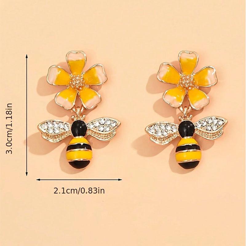 1 Pair Cute Bee Dangle Earring for Women Fashion Creative Design Yellow Flower Drop Earrings Rhinestones Beautiful Jewelry Gifts