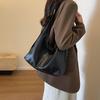 Bolsa de ombro vintage de couro PU de grande capacidade para mulheres, bolsa transversal de cor sólida e macia, bolsa tote para uso diário