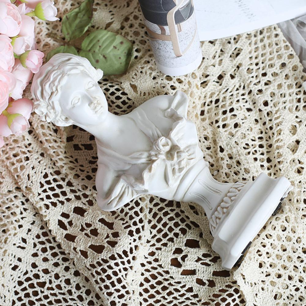 European Style Venus Figurine Resin Ancient Greek Statue Retro Figure Statue Home