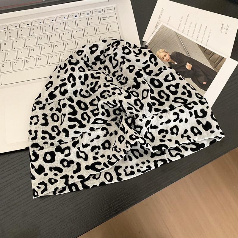 

Шапка свободного кроя с леопардовым принтом, складная шляпа от солнца оверсайз, легкая и дышащая, подходит для окружности головы 56-58 см. 56-58cm