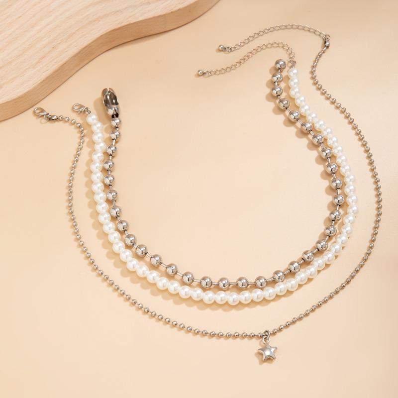 Punk chic layered beaded necklace - minimalist star & pearl jewelry