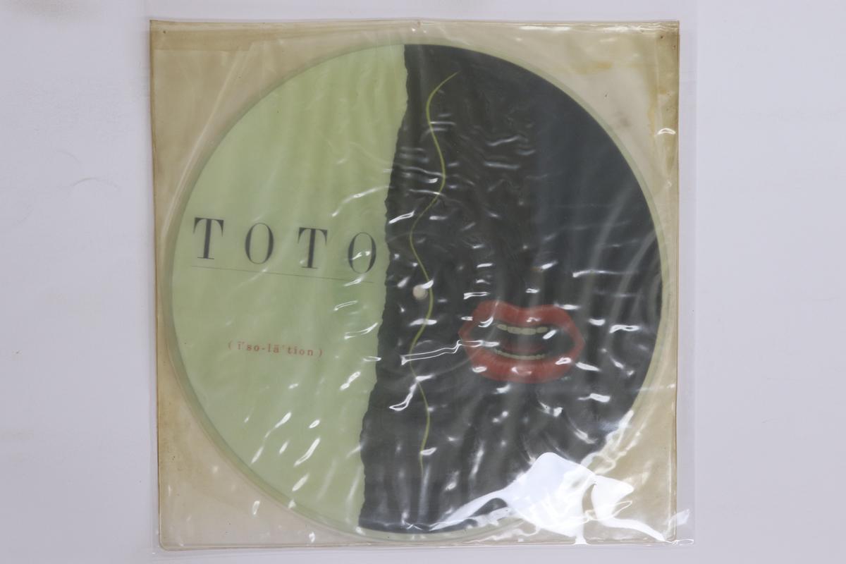 

LP Record TOTO Isolation 9C939911 COLUMBIA 1984 US Rock Used