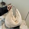 Yogodlns Handbag Faux Plush Bag Temperament Armpit Women's Hobo Bag Large Capacity Shoulder Bag Winter New Design Handbags
