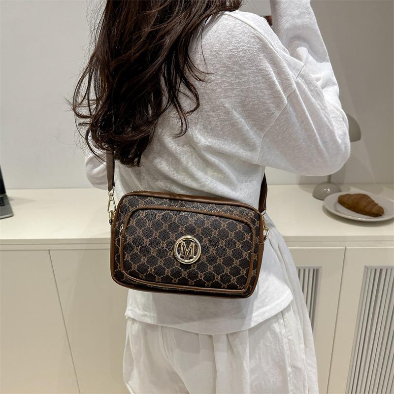 Popular Retro Women's Bags New Fashion Trend Printed Comfortable Wide Shoulder Straps Single Shoulder Messenger Bag