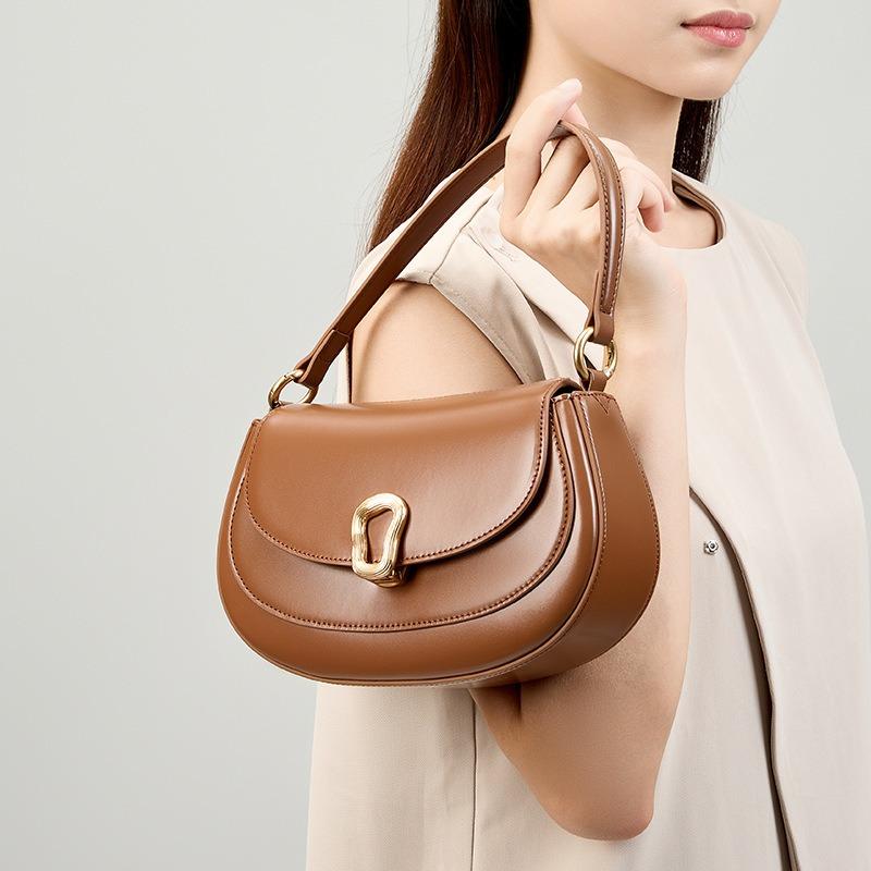 Baguette Bag Women's Leather Messenger New Women's Female Office Workers Small Bag Niche High-end Handbag