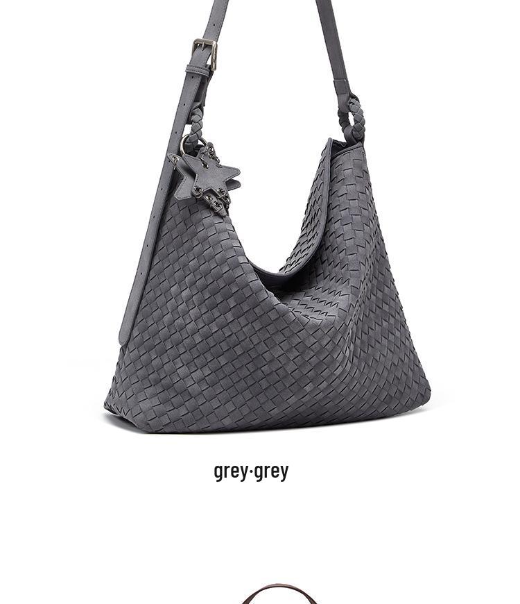 2025 Autumn/Winter Large Capacity Woven Vintage Shoulder Tote