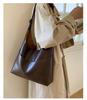Retro Large-Capacity Textured Shoulder Bag - Women's Fashion Versatile Tote for Autumn/Winter