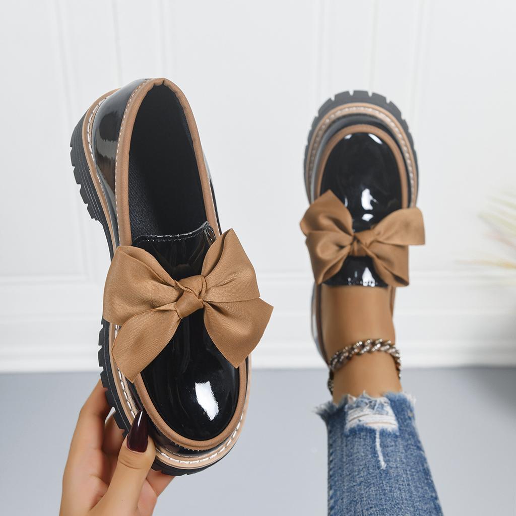 Modne Loafersy Duże Rozmiary na Wiosnę i Jesień Dla Kobiet Brytyjski Styl Kokardka Skórzane Buty Gruba Podeszwa Gruba Podeszwa Retro Buty