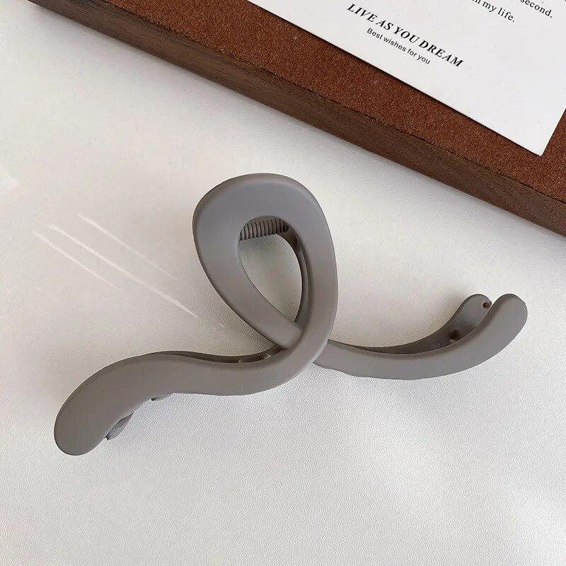 Pinces à cheveux vintage à motif géométrique creux, style crabe et requin, accessoires pour cheveux de fête pour femmes