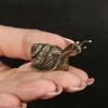 Vintage Brass Snail Small Ornaments Tea Pet Ceremony Solid Copper Simulation Animal Figurines Miniatures Home Decorations