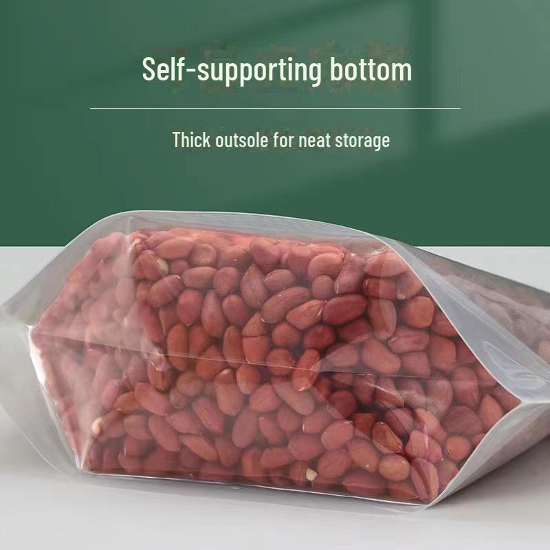 Sac transparent pentru depozitarea cerealelor, rezistent la umiditate, cu duză autoportantă