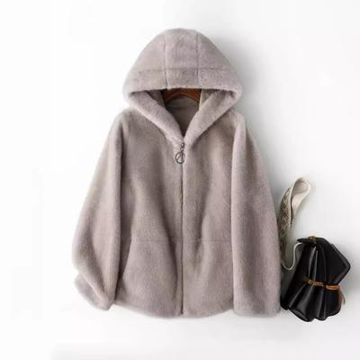 Women High Quality Furry Cropped Faux Fur Coats and Jackets Women Fluffy Top Coat With Hooded Winter Fur Jacket