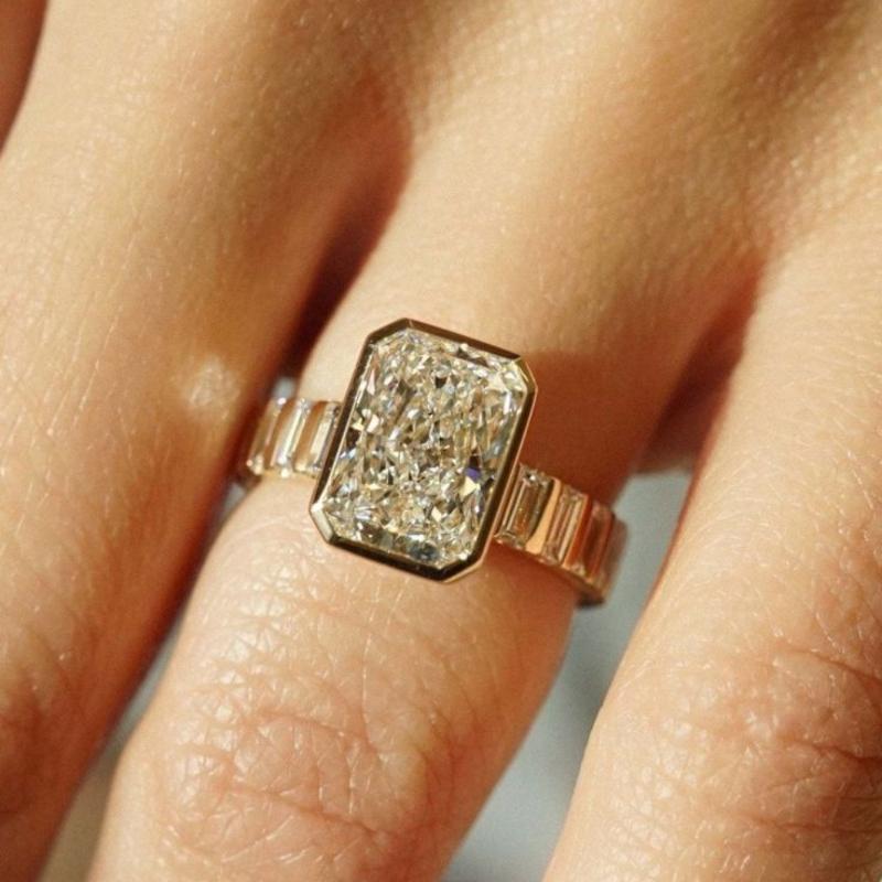 Vintage Luxe Ingelegd Synthetisch Zirconia Vierkante Damesring Bruid Verlovingssieraad Banket Accessoires Cadeaus