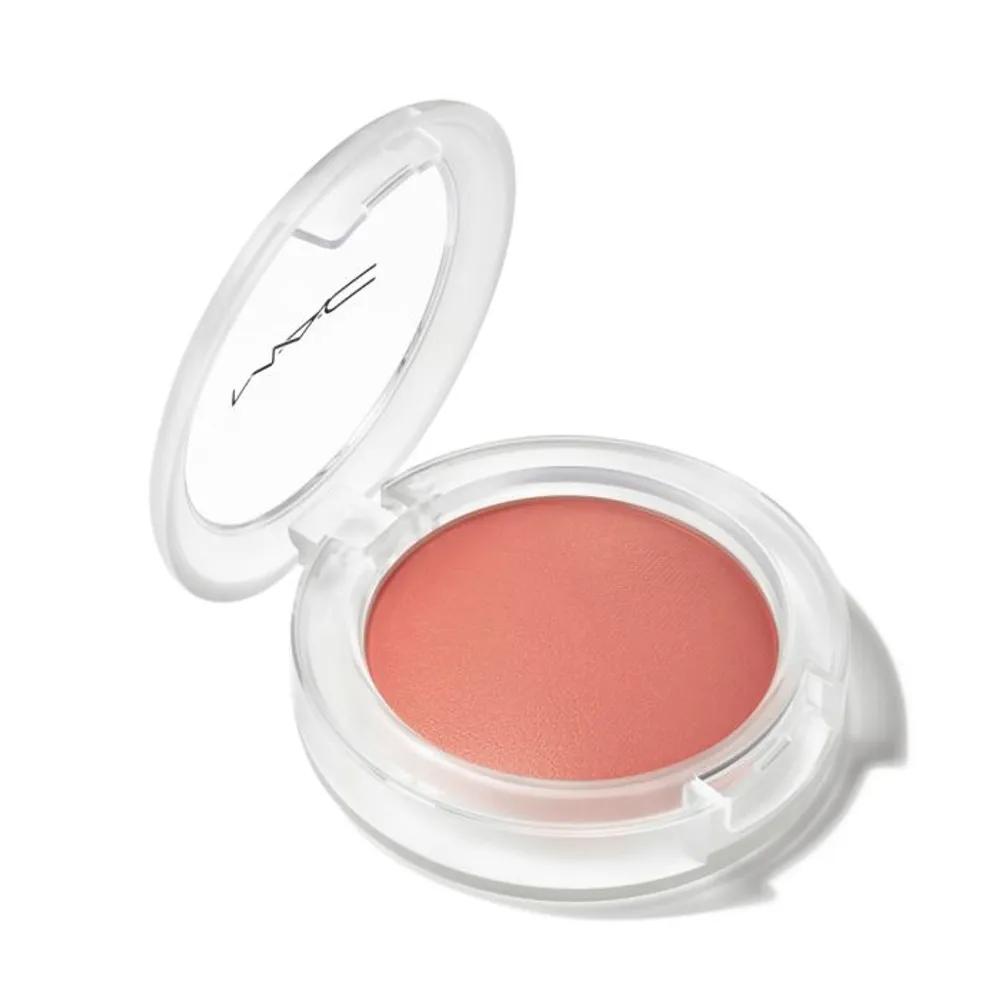 MAC That s Peach Glow Play Cushion Blush Pink