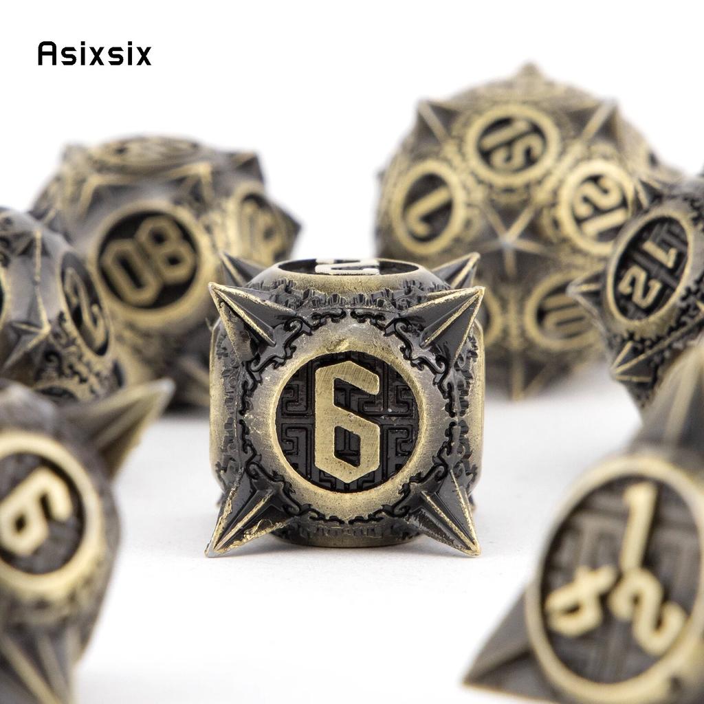7 ks Yellow Meteor Hammer Kovová kostka Pevný kov Sada mnohostěnných kostek Vhodné pro RPG stolní karetní hru