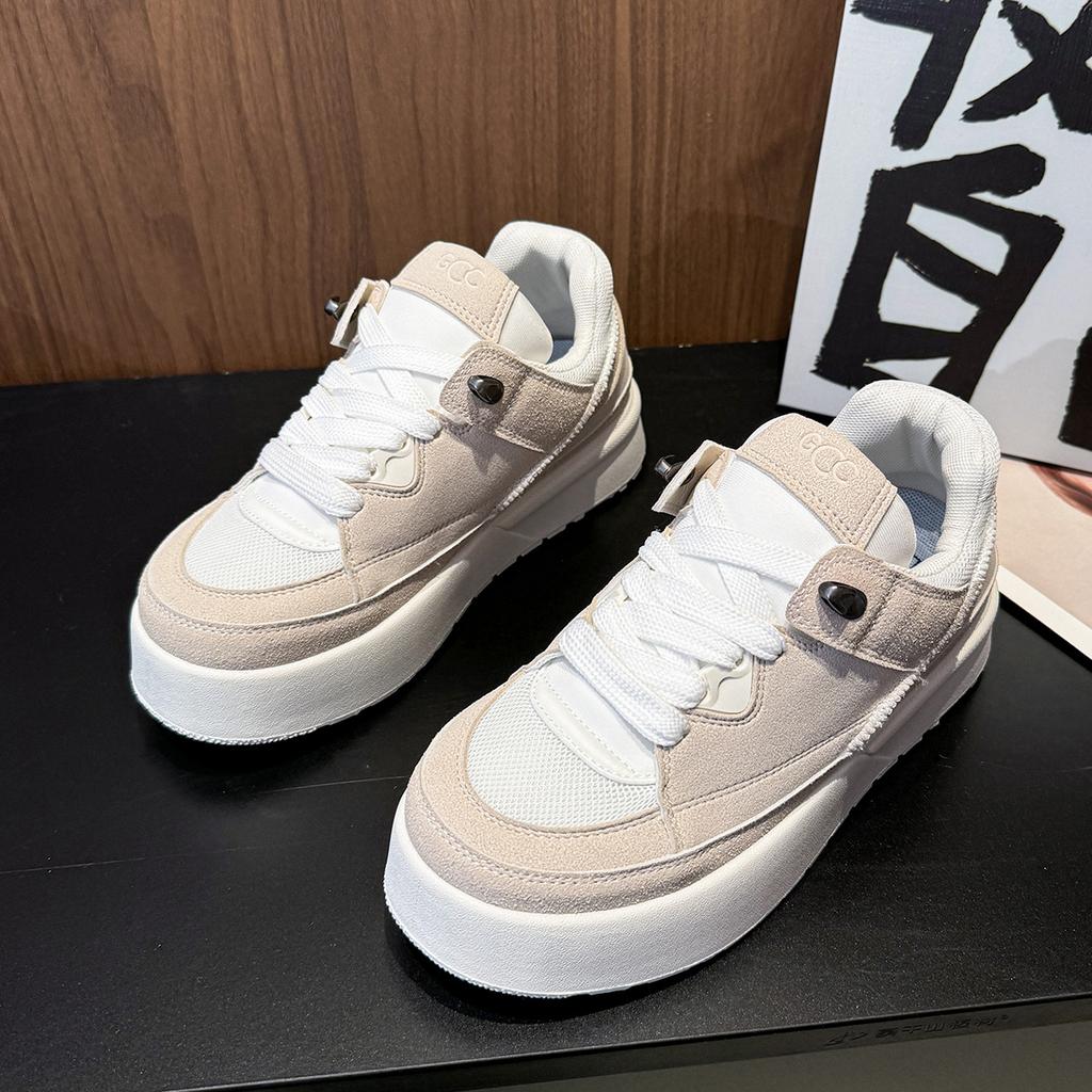 Fashion Thick Baseplate Shoes Women's Spring New Round Head Lace-up Sports Shoes Retro Casual Soft-soled Bread Shoes