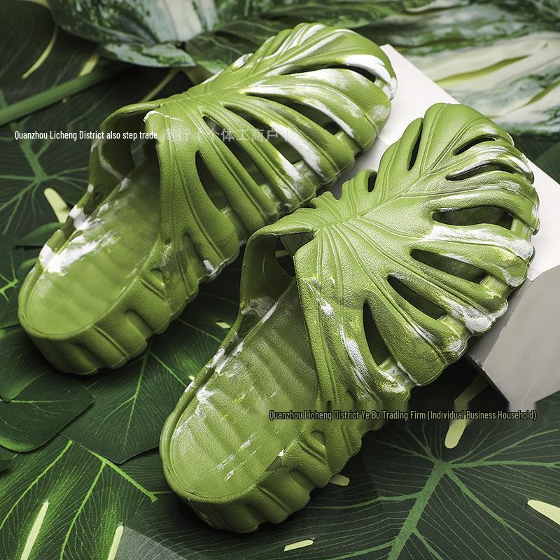 Men's Summer Lightweight Breathable Closed-Toe Monstera Leaf Sandals