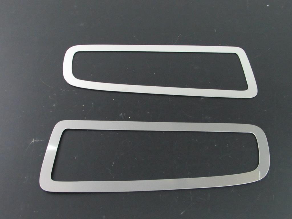 BRIGHTZ Stainless Steel Fog Light Covers for Toyota Land Cruiser Cygnus 100 Series 4860 Ultra-Mirror [FOG-COV-194]