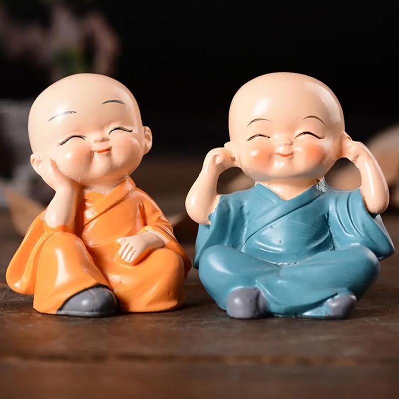 4ks/sada Ozdoby do auta Pryskyřice Mniši Maitreya Buddha Kung Fu postava Panenka Dárek Auto Dekorace na palubní desku Přívěsky Přívěsky