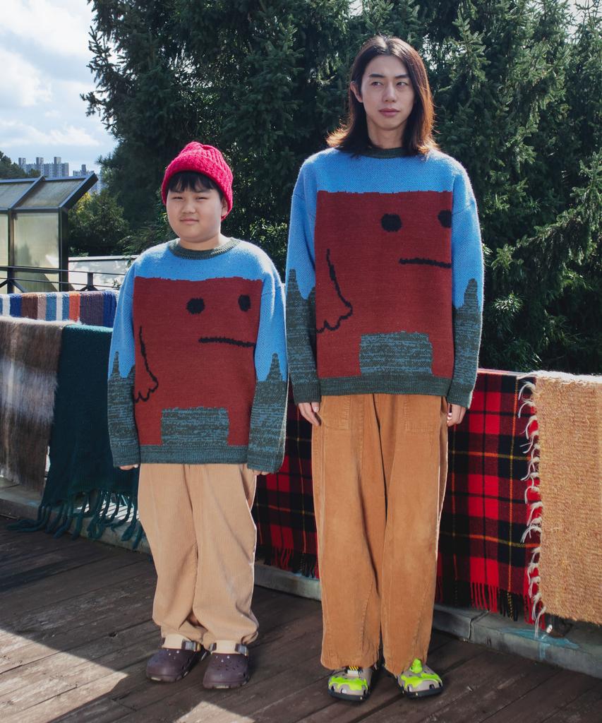 GROUNDWORK Square Man Knit Sweater / Blue-Brown Mix