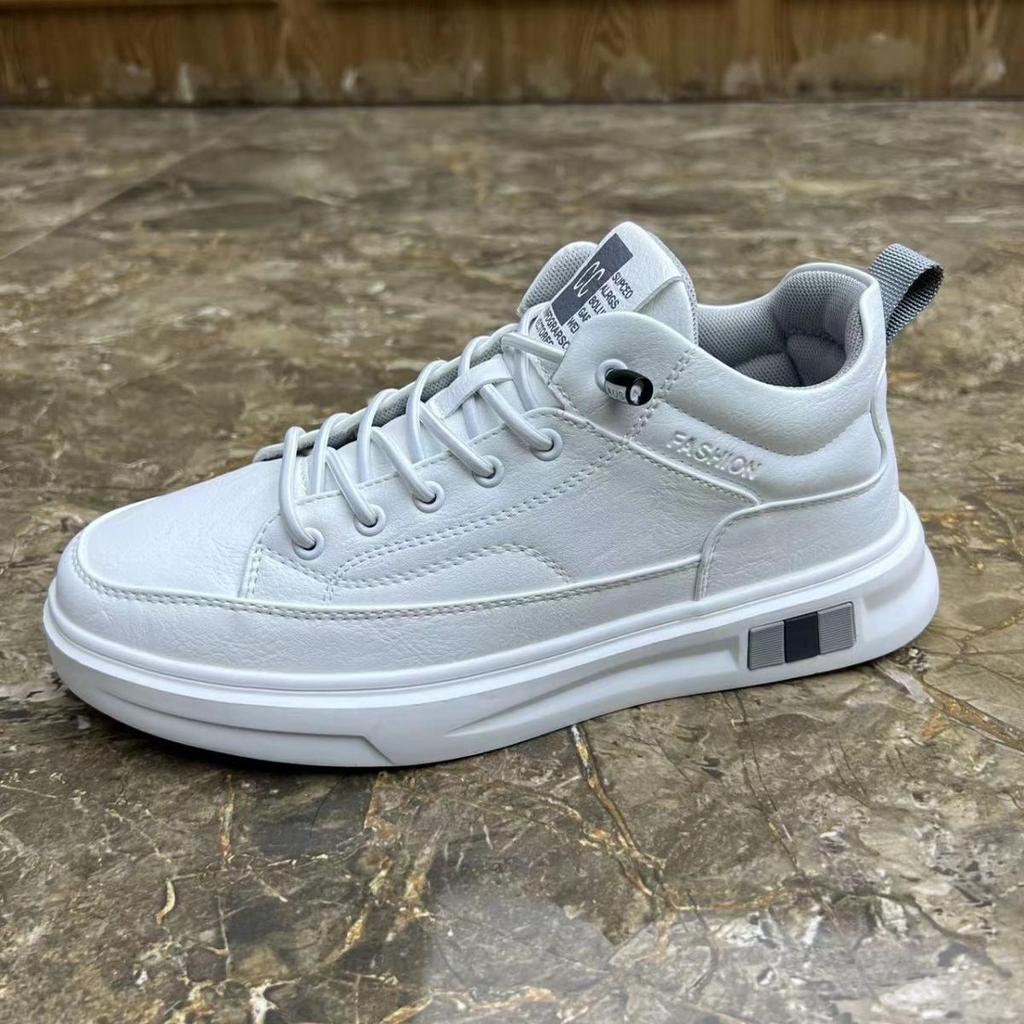 Trendy Canvas Sneakers til Mænd: Alsidige Casual Sko med Læderoverflade til Teenagere
