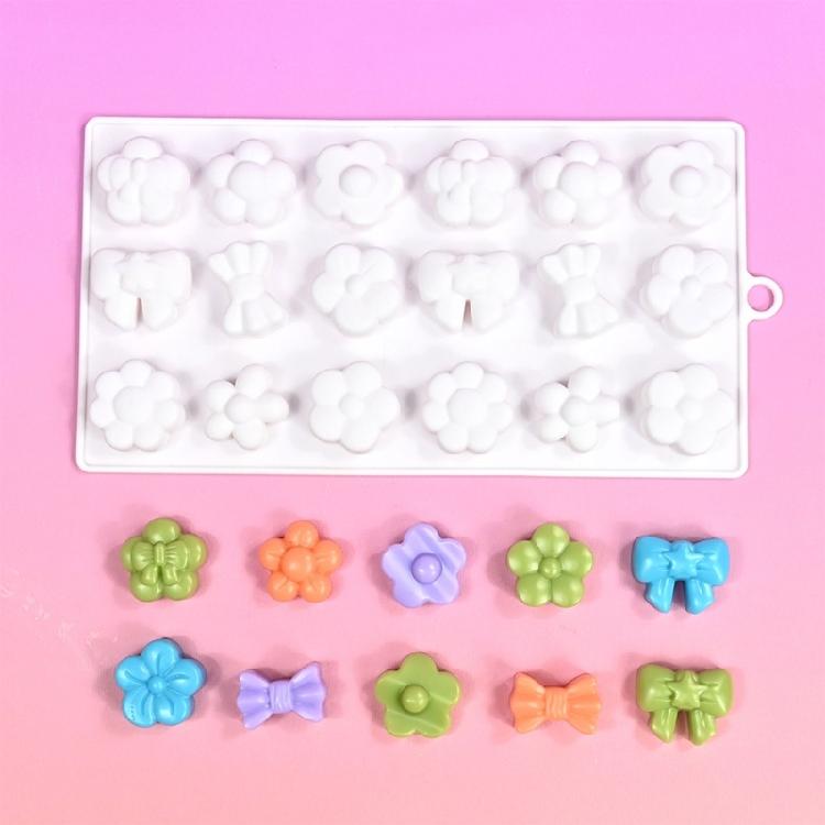 Food Grade Silicone Baking Molds 18 Cavities Bows Flower Design For Creating Chocolate Sweet And Soft Candies