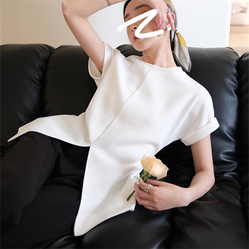 2022 summer Solid simple Elegant Ladies Tops Fashion Harajuku Dovetail Split Design Short Sleeve Tshirts Women O-neck Folds Slim
