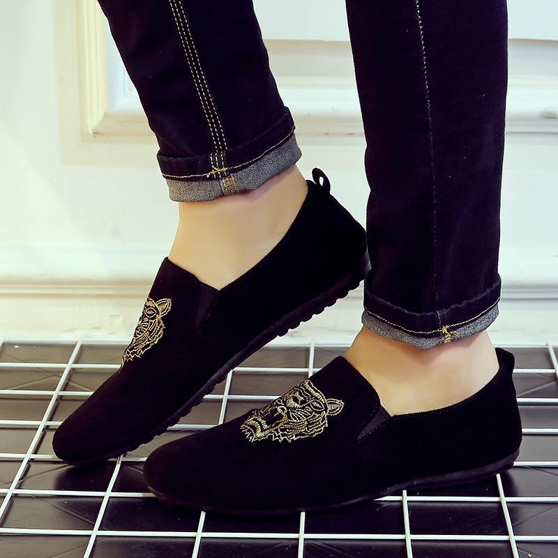 

Мужская повседневная модная обувь в корейском стиле из ткани A06; 40 чёрный