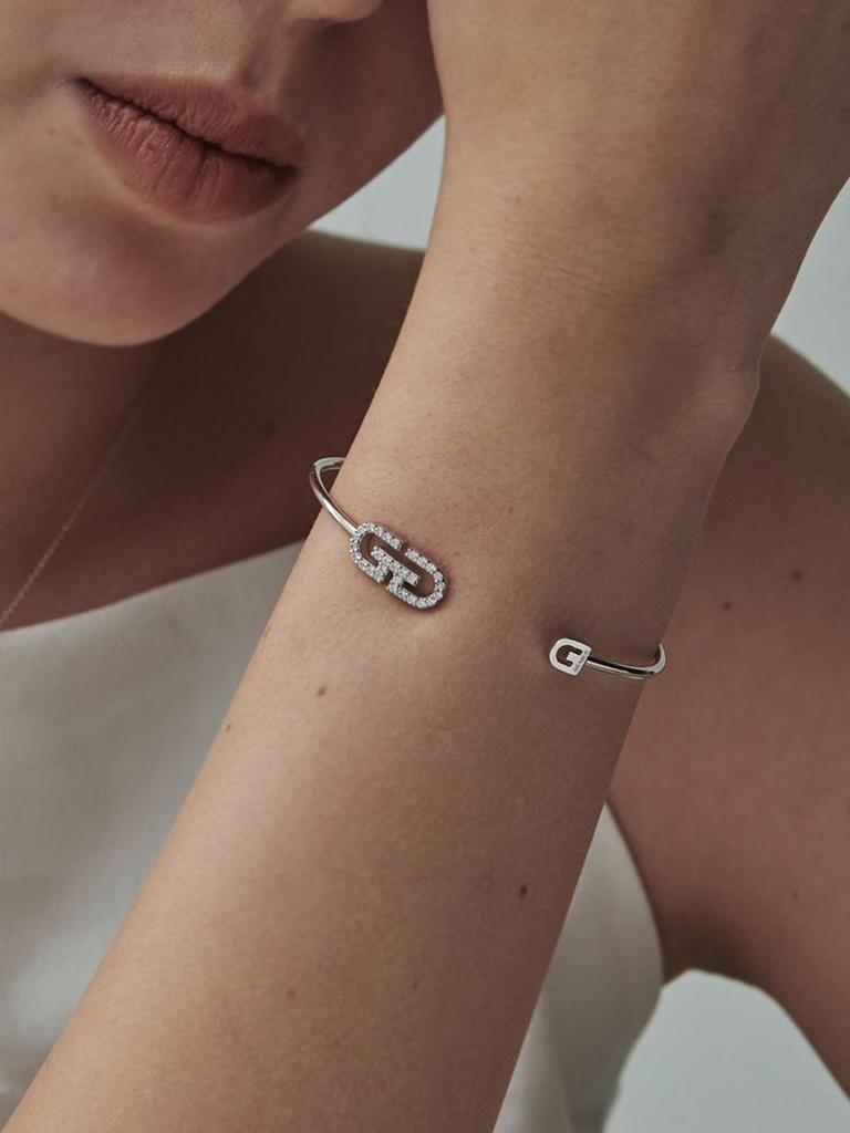 Signature Cubic Simple Bangle Silver Bracelet GISVBB004