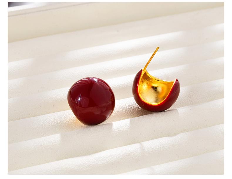 Boucles d'oreilles à clous de Noël rétro bordeaux pour femmes - Design élégant en métal de style Hong Kong