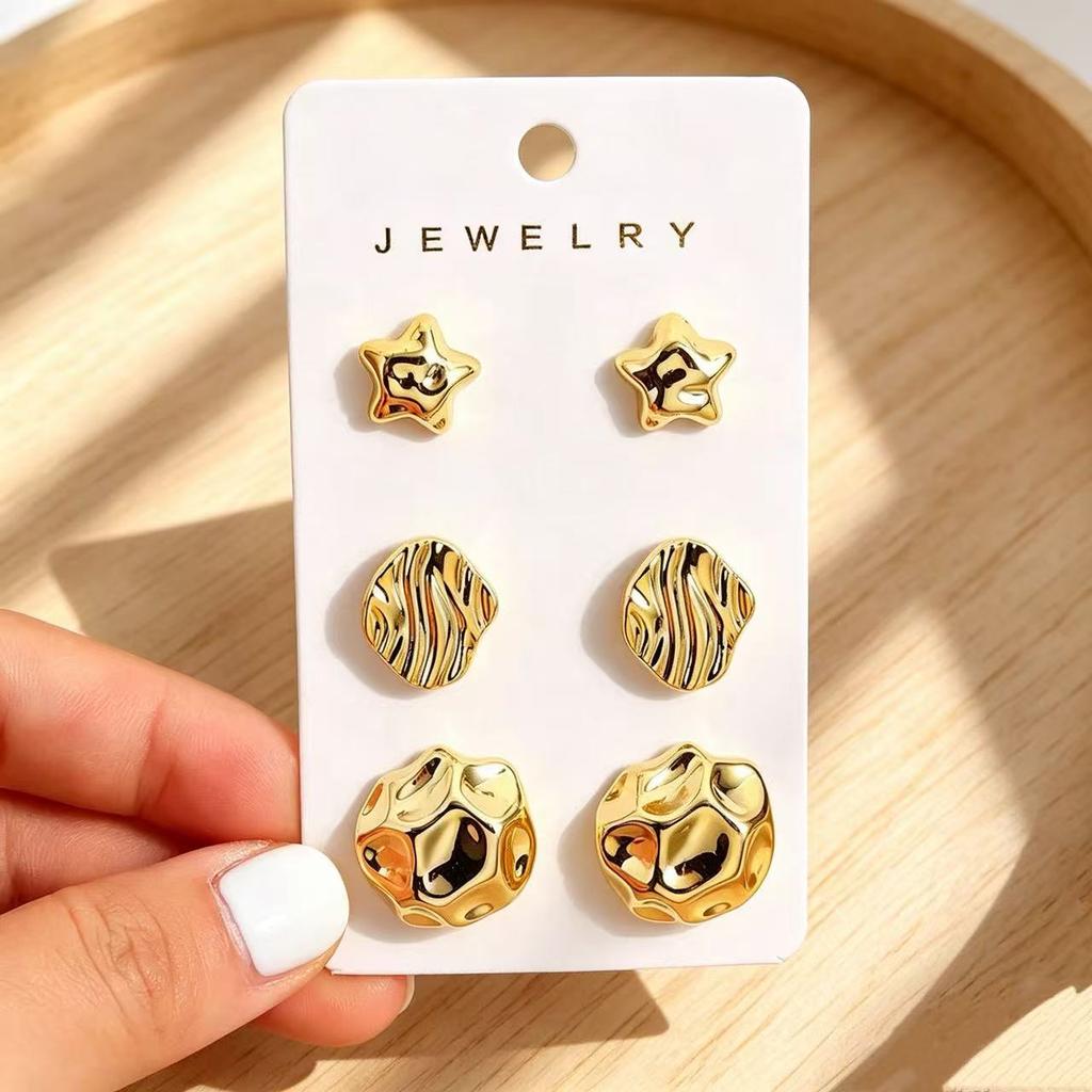 New gold-plated round three-piece set of stud earrings, personalized simple acrylic love earrings, ear jewelry for women