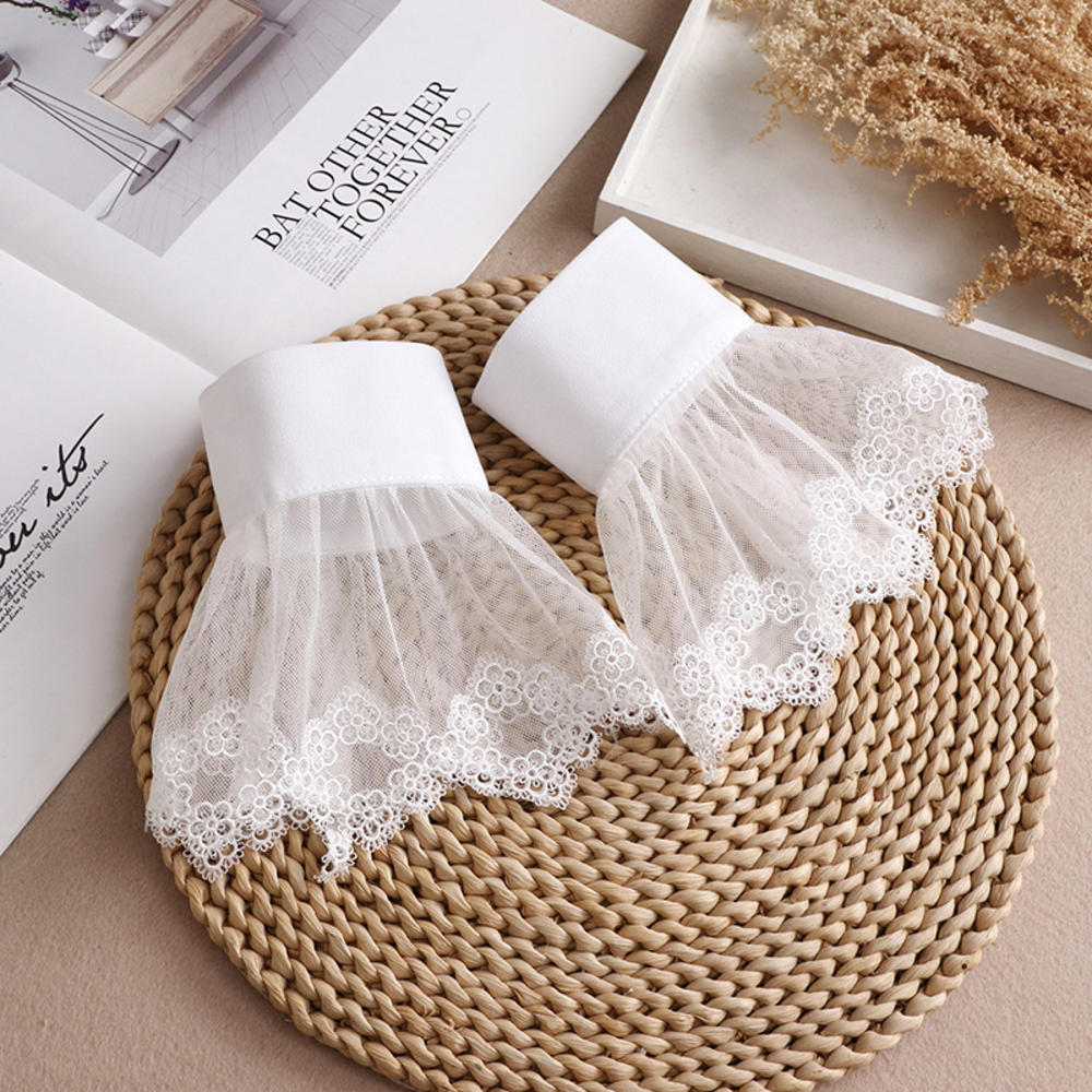 Steampunk Lolita Hand Sleeve Wrist Cuffs Lolita Short Hand Sleeve Gloves Ruffled Floral Lace Elastic Bracelet Clothing Accessory