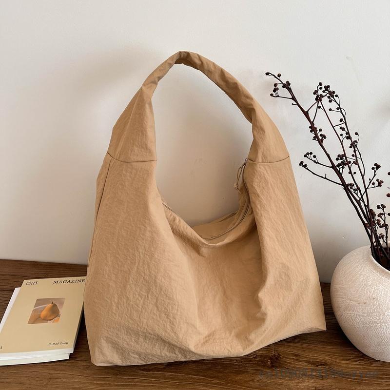 Women's Simple Shoulder Bag Multi-Pocket Commut Casual Tote Bag Large Capacity Nylon Underarm Bag Versatile Shopping Handbag Bag