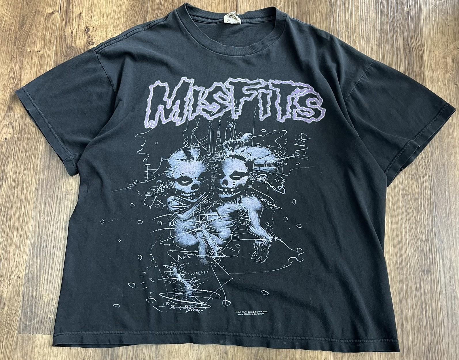 Vintage 1990s Misfits Violent World T Shirt Cropped Boxy Danzig RARE Size Large S