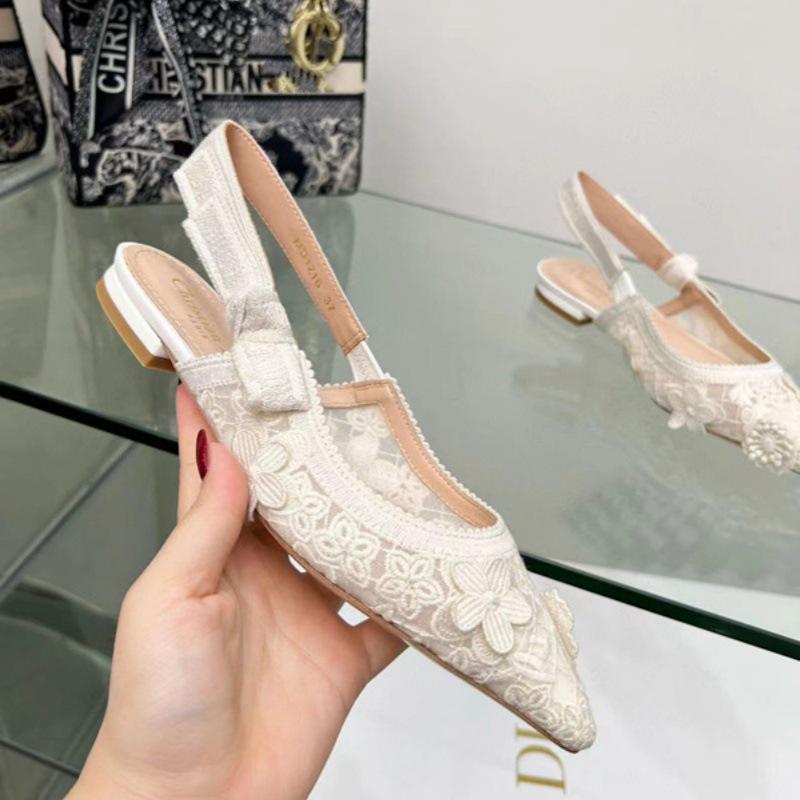 

Високі підбори Stiletto від D-Brand з бантом та квітковим мереживом 39