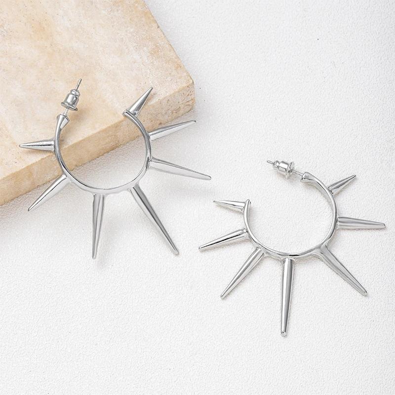 Punk Rivet Stud Earrings Gothic Big Black Thorn Earrings For Women Hip Hop Party Jewelry Gifts серебряный