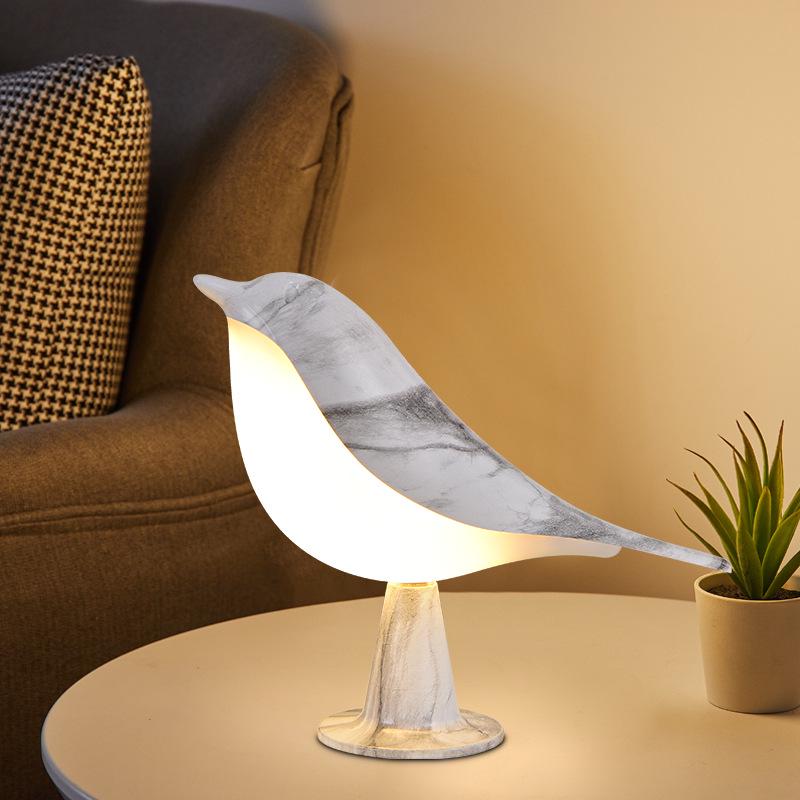 Magpie Aroma LED Night Light: Touch-Activated Bird Lamp for Car, Bedroom, or Bedside Table.