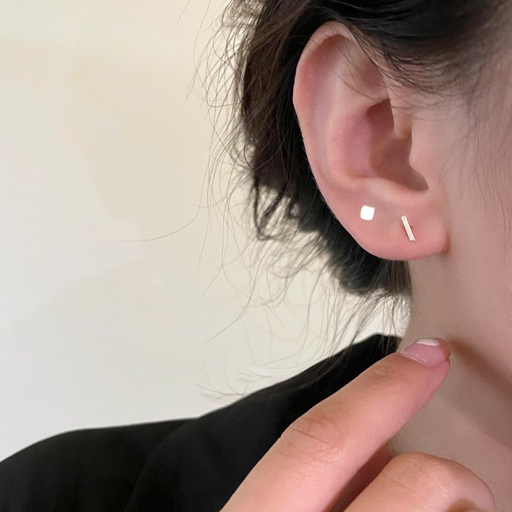 Stern Mond Krone Geometrische Ohrstecker 12-teiliges Set Japanische und Koreanische Kleine Zarte Ohrringe Süße Mädchen Herz Ohrringe