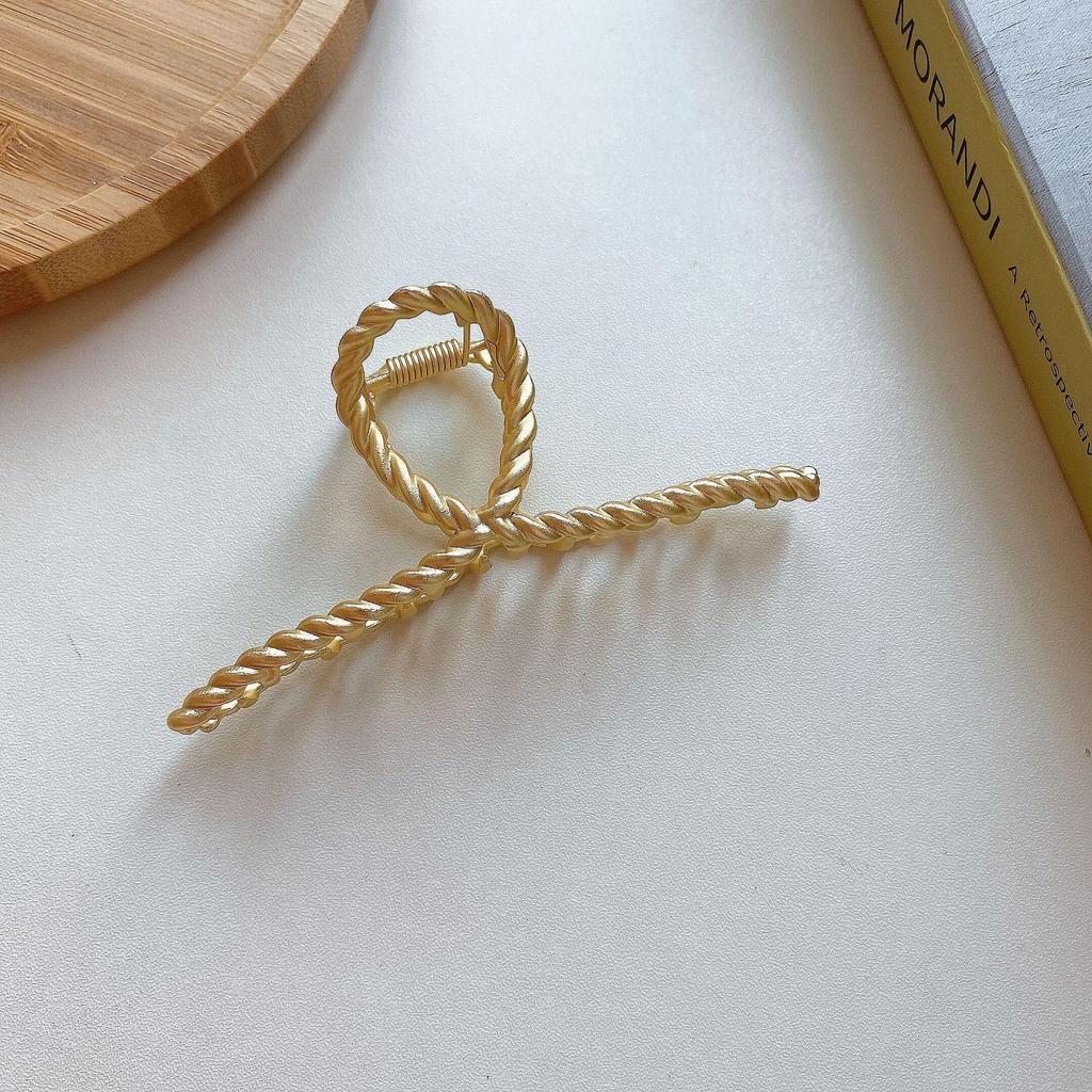 Korean Pearl Rhinestone Hair Clip - Fashionable Women's Accessory
