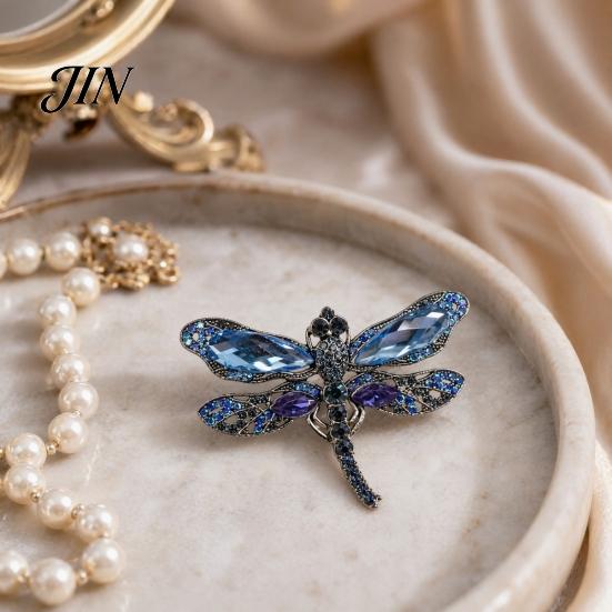 Secure Clasp Brooch Dragonfly Brooch, Sparkling Rhinestones Lapel Pin with Strong Buckle Everyday Wear Design, Electroplating Anti-Oxidation