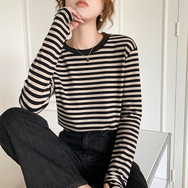 

Striped long-sleeved t-shirt women s early autumn new round neck loose bottoming shirt with cotton top and clothing inside S чёрный