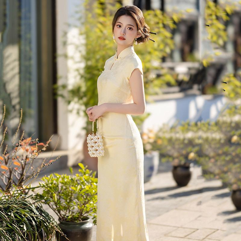 Goose yellow national style new Chinese long improved cheongsam 1011 new young women's retro banquet dress summer