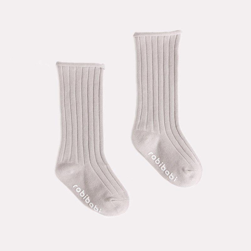 Детские носки, милые противоскользящие носки, однотонные длинные вязаные хлопковые детские носки в вертикальную полоску серый